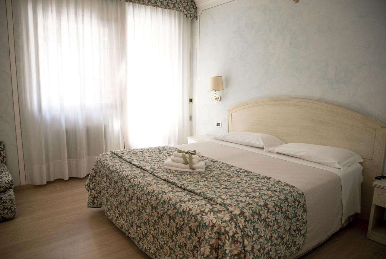 Comano Cattoni Holiday Ponte delle Arche Extérieur photo